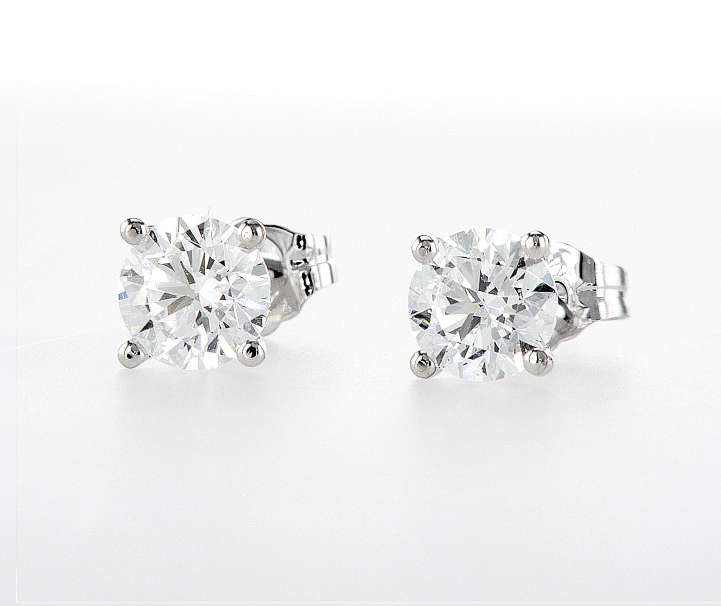 1.40 Ct Lab Grown Diamond Studs Earrings